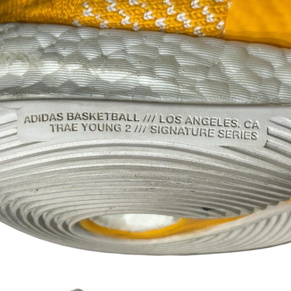 Adidas Trae Young 2 Men’s Knit White Gold Basketball Shoes Size 12.5